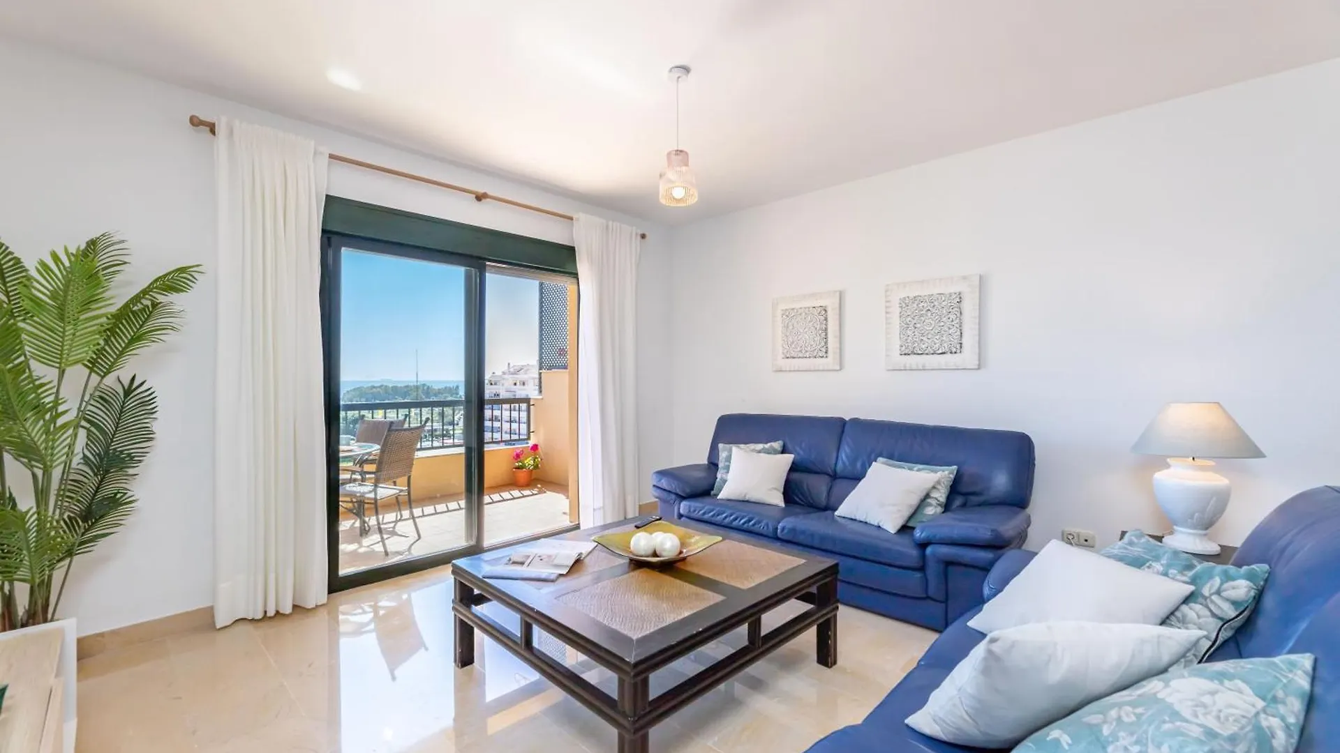 Apartamento San Pedro Sea Views L 마르베야 0*,  스페인